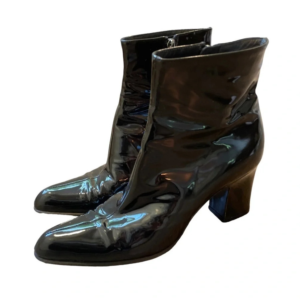 Bally Patent Leather Heeled Ankle Booties Made in Italy US size 7